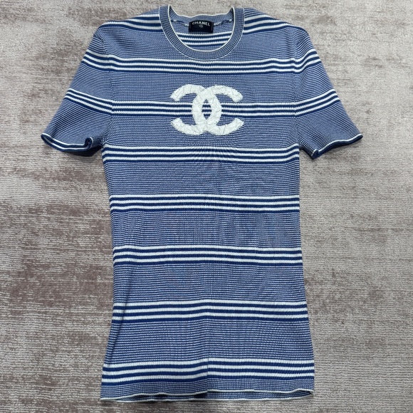 CHANEL 19C La Pausa CC Logo Striped Short Sleeve Top 36 - Picture 1 of 10